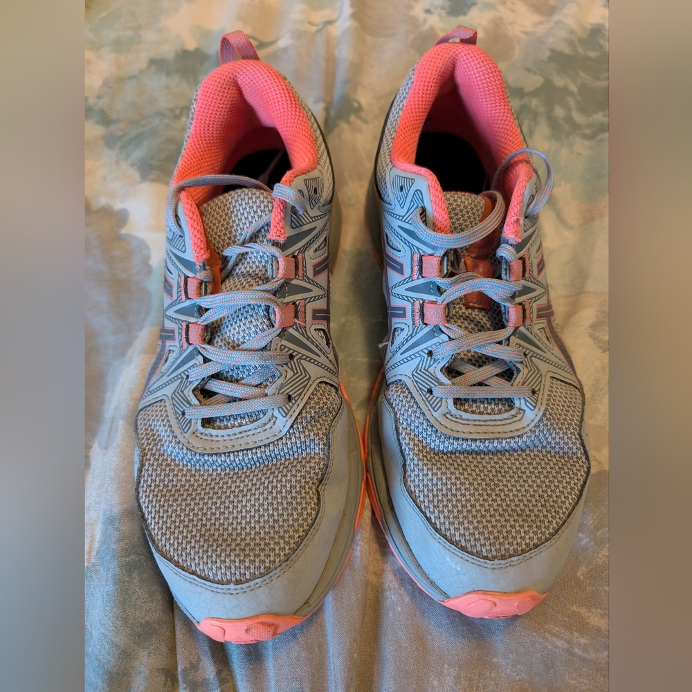 Asics Sneakers